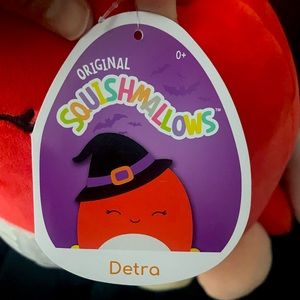 12”Detra octopus with witch hat squishmallow